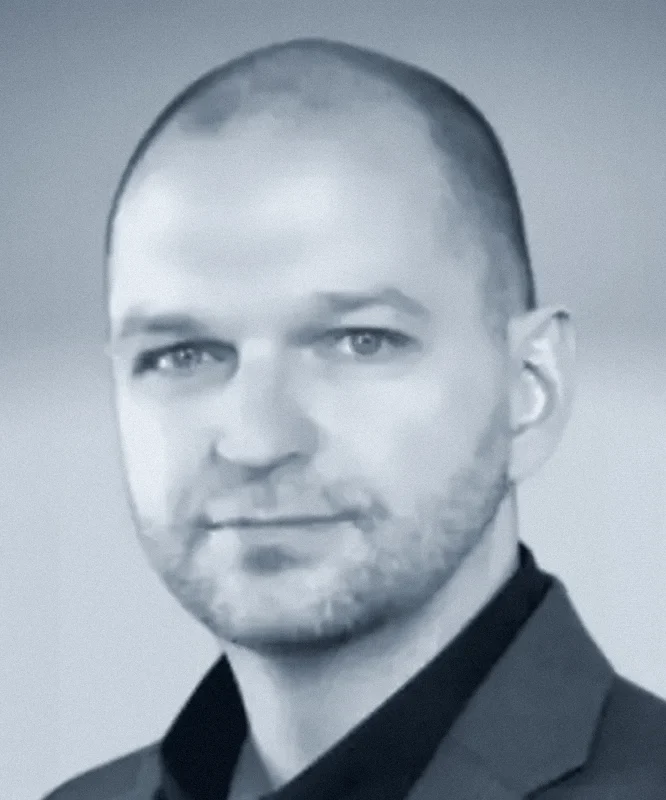 Erik Luhrs